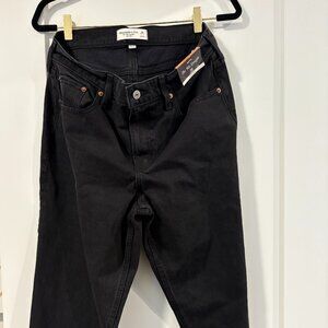 Abercrombie Mid Rise The 90s Straight Curve Love Jeans